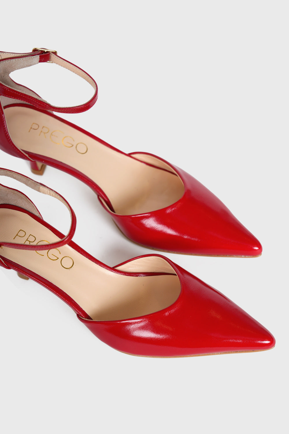 Linda Ve Shoe - red