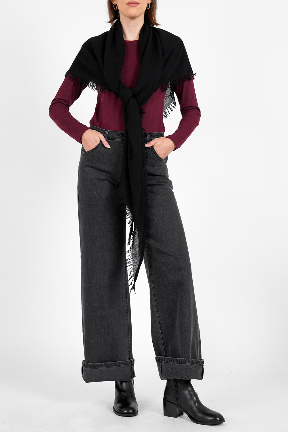 Quintin Wool Stola - black