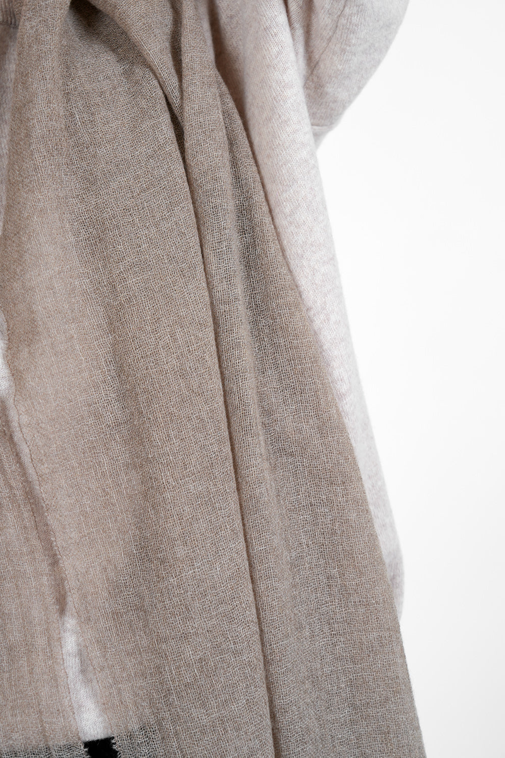 Quy Cashmere Scarf - taupe